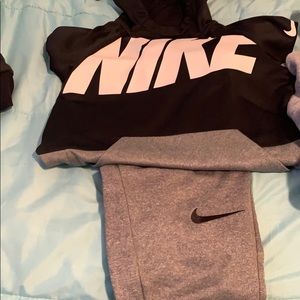 Gently worn boys winter clothes.